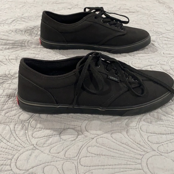 Like new 8.5 vans. Wore only once! - Picture 3 of 6